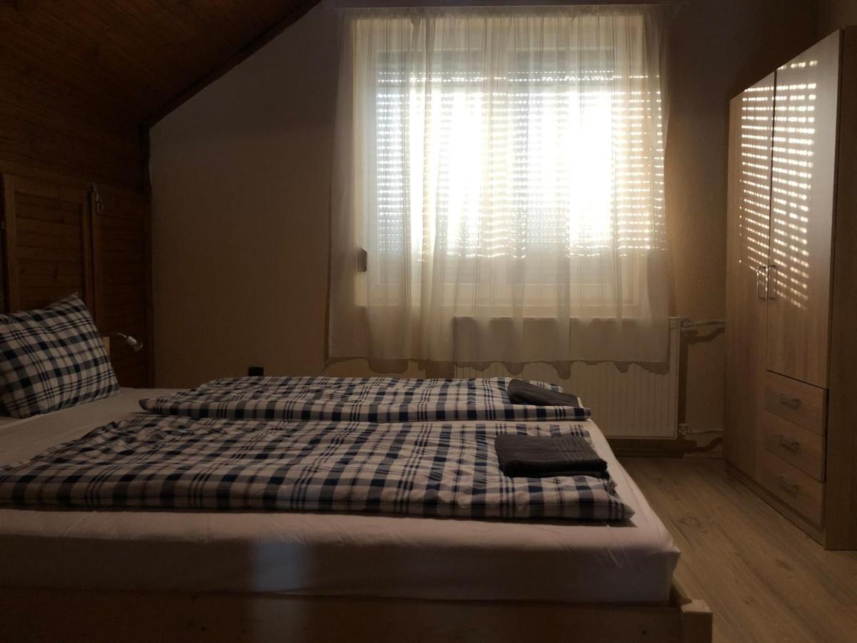 Apartamento Apartman 4. Balatonalmádi Exterior foto